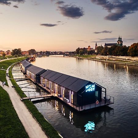 New Port - Premium Floating Aparthotel クラクフ エクステリア 写真