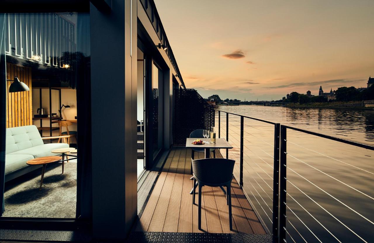 New Port - Premium Floating Aparthotel クラクフ エクステリア 写真