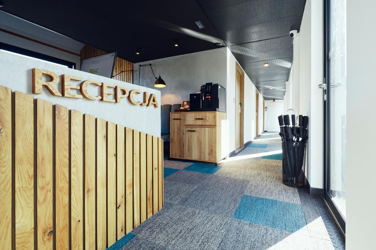 New Port - Premium Floating Aparthotel クラクフ エクステリア 写真