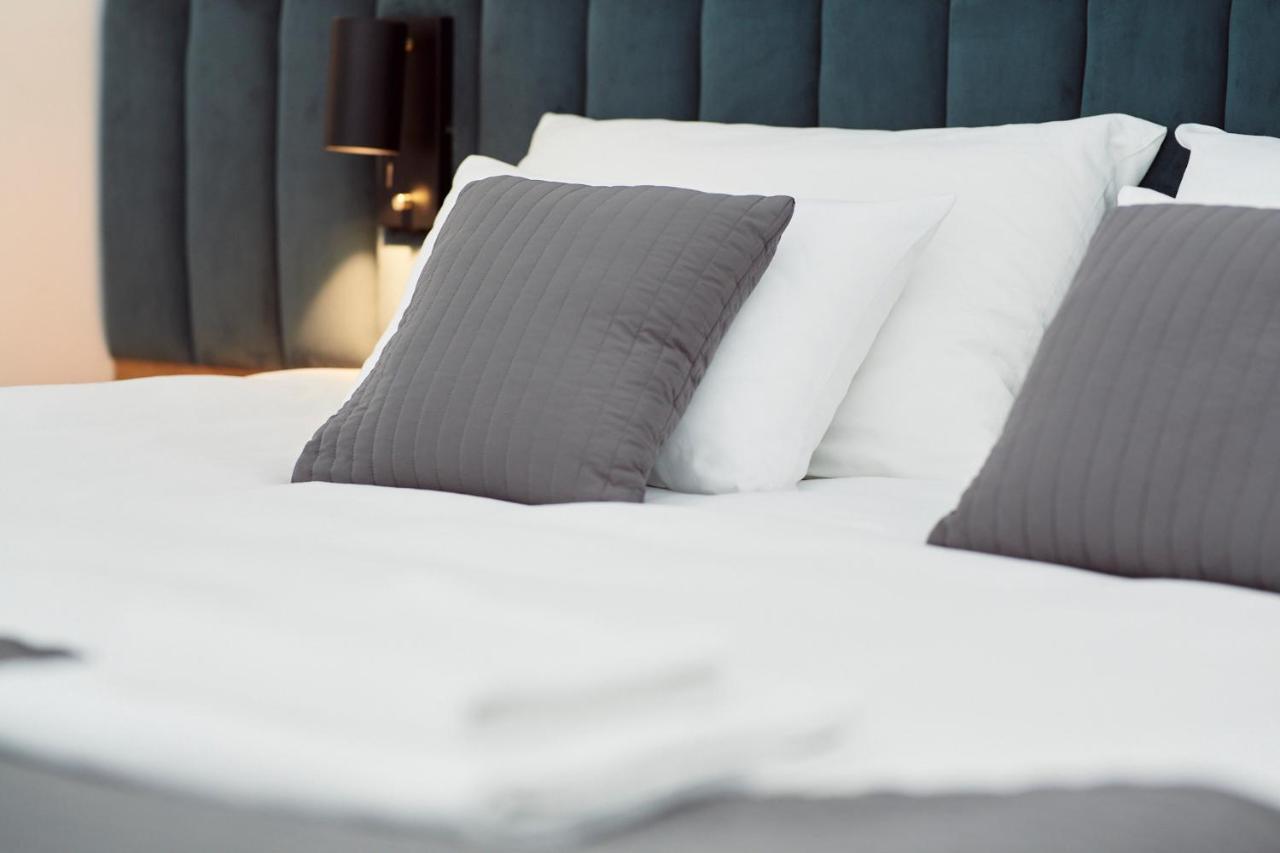 New Port - Premium Floating Aparthotel クラクフ エクステリア 写真